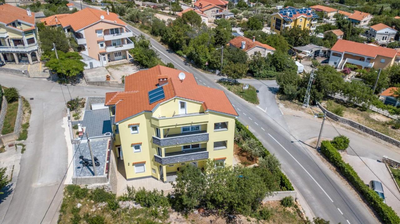 Apartments Jana Salatić Extérieur photo